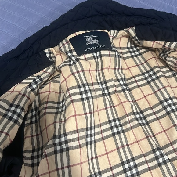 It's a nice coat! - Picture 2 of 5